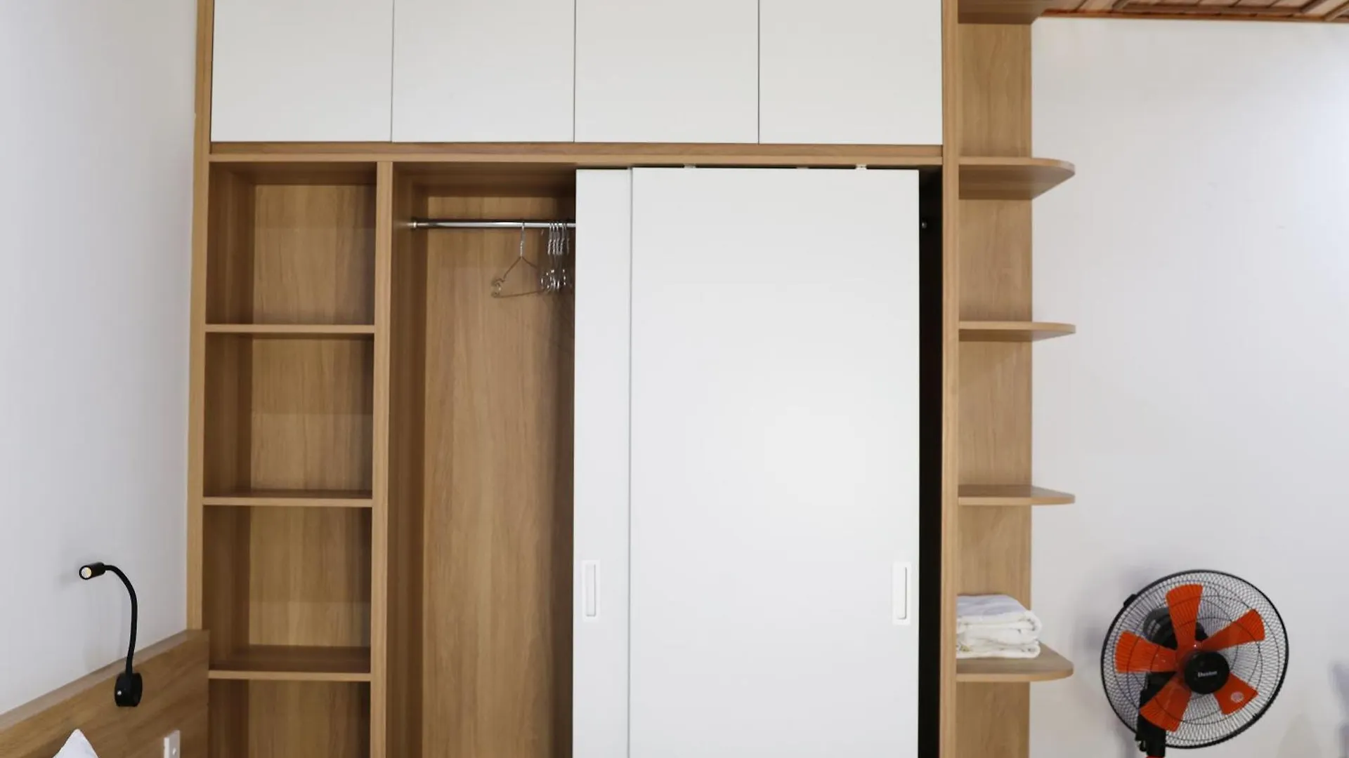 Aparthotel Khach San Phan Van 1 Da Nang